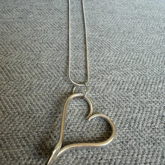 Fork Tine Heart Pendant Necklace - Picture 5 of 7